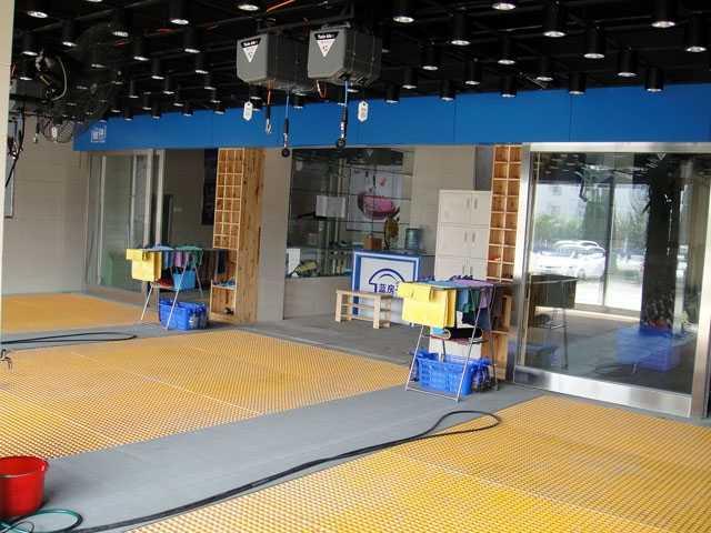 玻璃钢格栅仓库应用